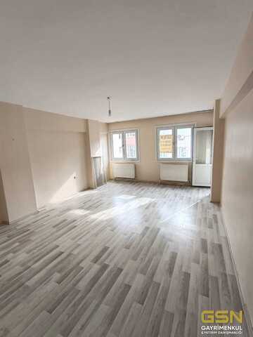 20-GSN GAYRİMENKUL'DEN DARICA ÇARŞIDA 3+1 KİRALIK DAİRE