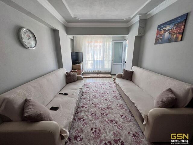 2-GSN GAYRİMENKUL'DEN KARASU SAHİLDE HAVUZLU SİTE İÇİ SATILIK 1+1