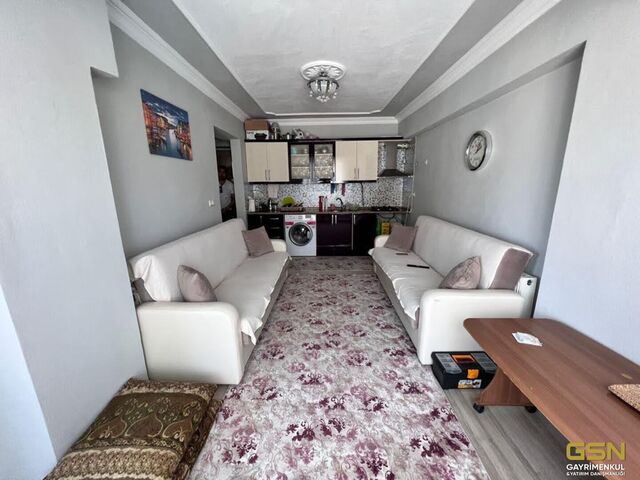 3-GSN GAYRİMENKUL'DEN KARASU SAHİLDE HAVUZLU SİTE İÇİ SATILIK 1+1