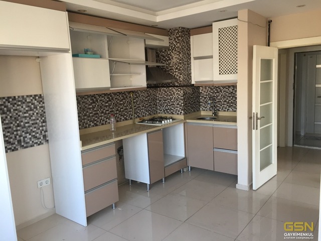 7-GSN GAYRİMENKUL DEN PENDİK MARMARA ROYAL SİTESİNDE SATILIK 2+1