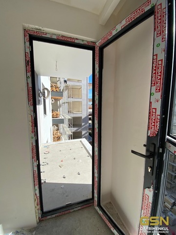 15-TUZLA VİAPORT KARŞISI AKILLI SİTE SATILIK 3+1