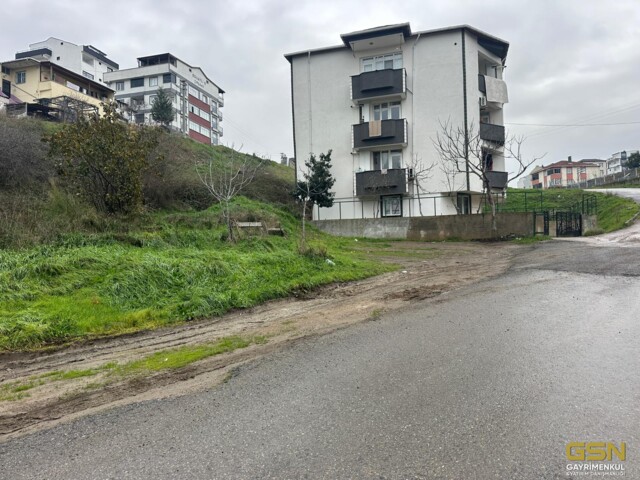 2-ÇAYIROVA YATIRIMLIK 16 DAİRELİK SATILIK ARSA