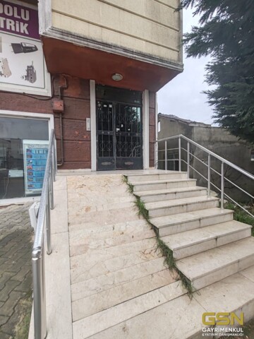 2-ÇAYIROVA MUHAMMER AKSOY CADDESİNDE SATILIK 2+1 DUBLEKS