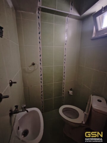 16-ÇAYIROVA MUHAMMER AKSOY CADDESİNDE SATILIK 2+1 DUBLEKS