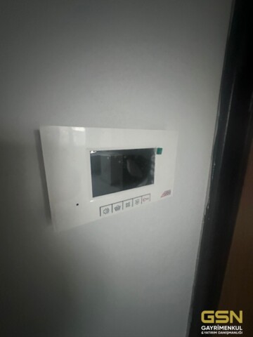 7-ÇAYIROVA ATATÜRK MAHALLESİNDE 2+1 ARAKAT