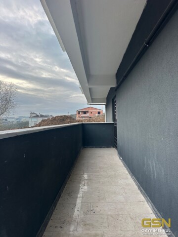 2-ÇAYIROVA ATATÜRK MAHALLESİNDE 2+1 ARAKAT