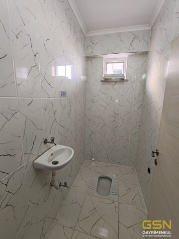 12-ÇAYIROVA MUAMMER AKSOY CAD. KİRALIK 2+1 BAHÇE DUBLEKS