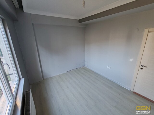 8-ÇAYIROVA MUAMMER AKSOY CAD. KİRALIK 2+1 BAHÇE DUBLEKS