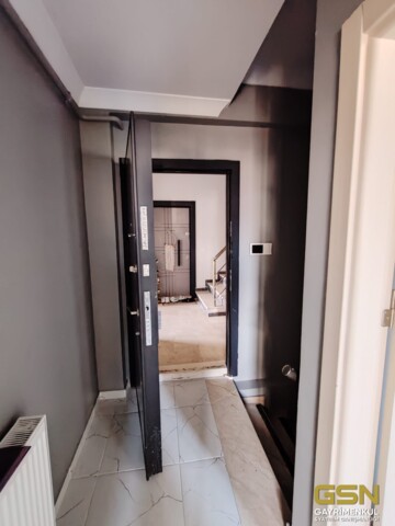 4-ÇAYIROVA MUAMMER AKSOY CAD. KİRALIK 2+1 BAHÇE DUBLEKS