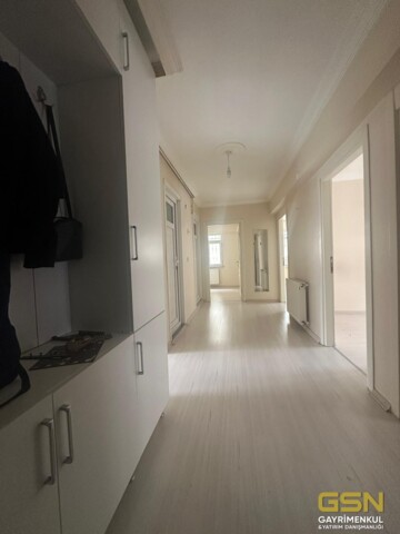 5-PENDİK ESENYALI'DA MERKEZİ KONUMDA SATILIK 3+1 DAİRE