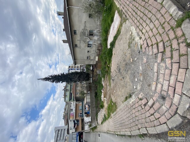 12-GSN GAYRİMENKUL'DEN YENİMAHALLE MERKEZDE 7 DAİRELİK PROJELİK ARSA