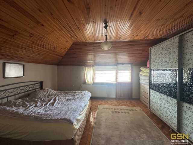 28-KARTAL'DA ADALAR VE DENİZ MANZARALI KİRALIK DUBLEKS