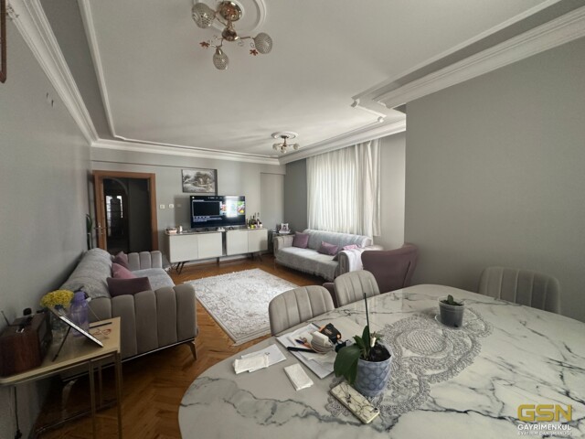 12-KARTAL'DA ADALAR VE DENİZ MANZARALI KİRALIK DUBLEKS