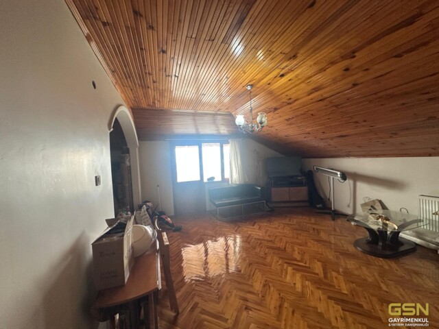 34-KARTAL'DA ADALAR VE DENİZ MANZARALI KİRALIK DUBLEKS