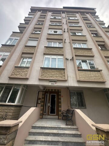 4-KARTAL'DA ADALAR VE DENİZ MANZARALI KİRALIK DUBLEKS