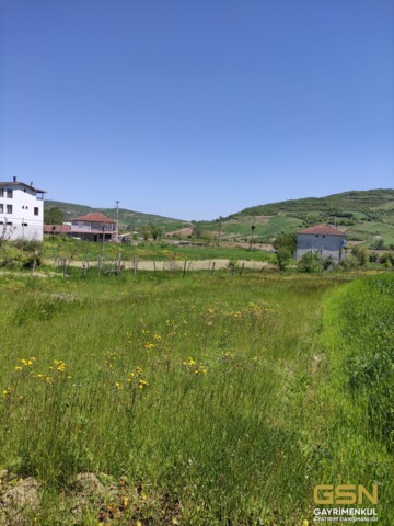 KOCAELİ DERİNCE KARAGÖLLÜ DE SATILIK KÖY İÇİNDE MÜSTAKİL TAPULU TARLA