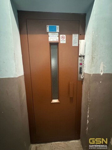 20-ÜMRANİYE ATAKENT MAHALLESİNDE MİTHATPAŞA CADDESİ ÜZERİNDE SATILIK 3+1 DAİRE