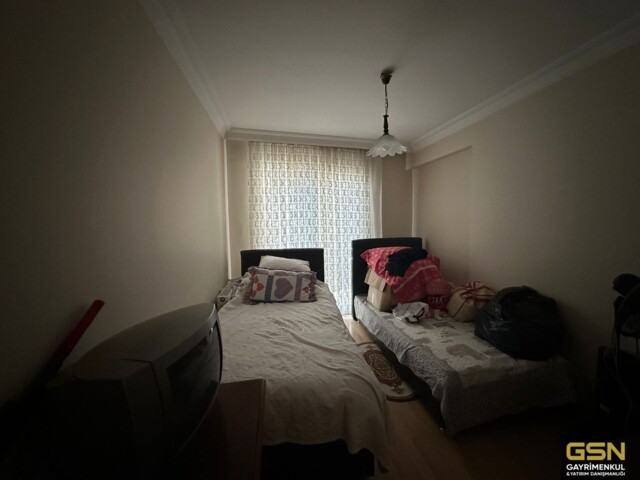 6-ÜMRANİYE ATAKENT MAHALLESİNDE MİTHATPAŞA CADDESİ ÜZERİNDE SATILIK 3+1 DAİRE