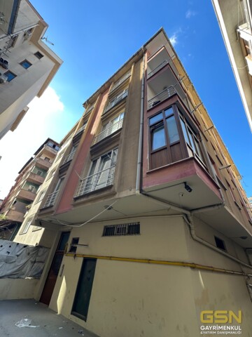 1-ÜMRANİYE ATAKENT MAHALLESİNDE MİTHATPAŞA CADDESİ ÜZERİNDE SATILIK 3+1 DAİRE